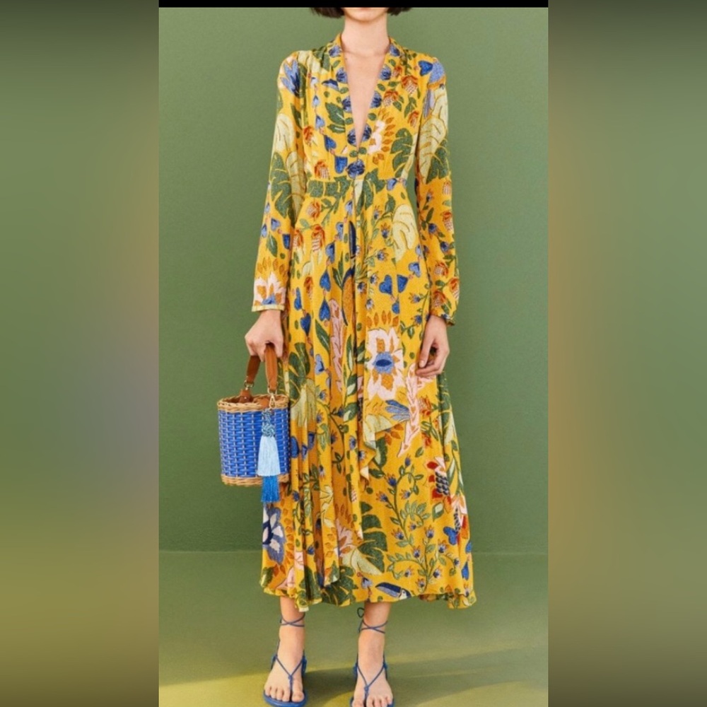 NWOT FARM Rio Summer Garden Maxi Yellow Plunging V-neck Long Sleeves dress Sz L - Picture 2 of 16